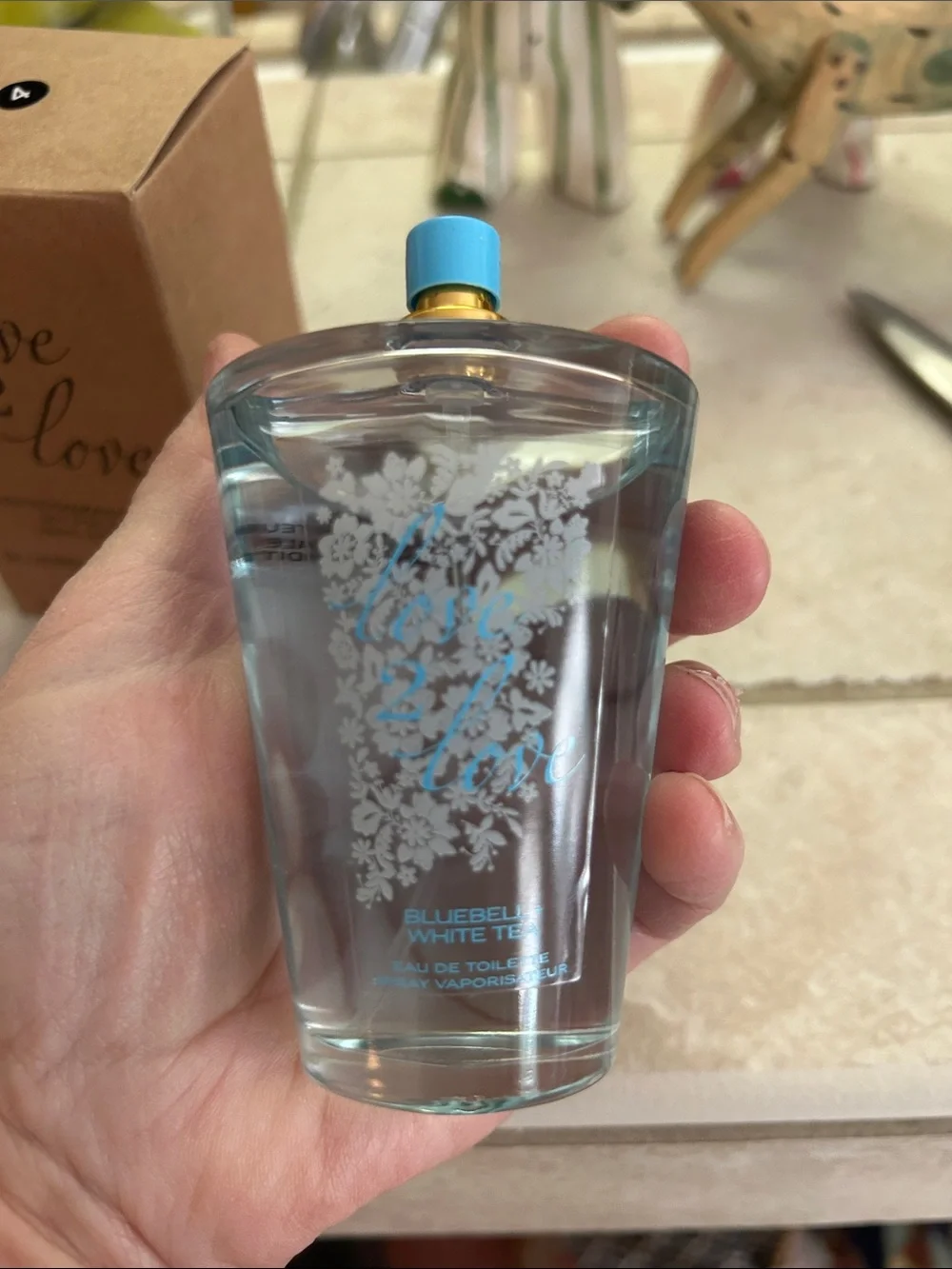 Bluebell & White Tea Setting Spray - Light Blue
